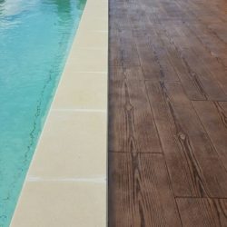 plage piscine beton imprime