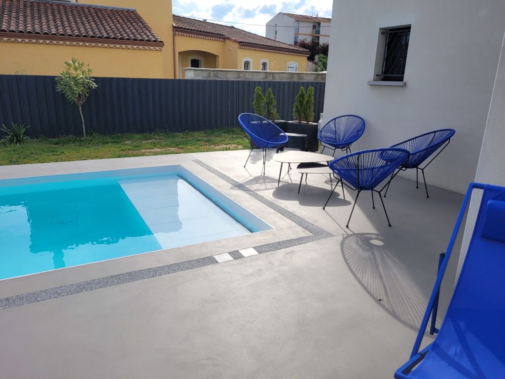 beton cire plage de piscine